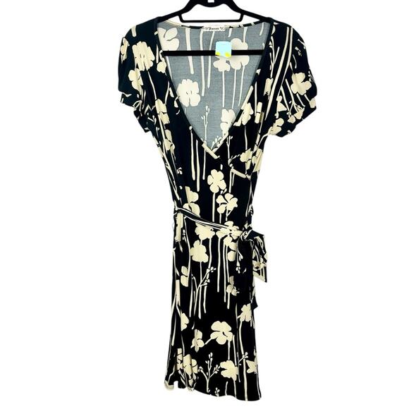 Vintage Forever21 Floral Black Wrap Dress Junior’s Lg Deadstock NWT Boho Chic - Picture 2 of 10